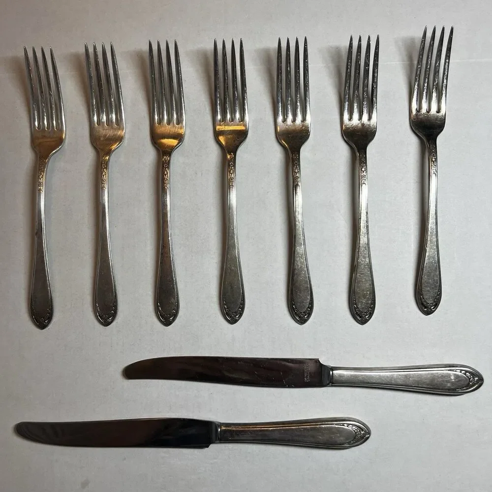 Vintage 1847 Rogers Bros SILHOUETTE Silverplate Flatware Set 9 pcs Forks Knives